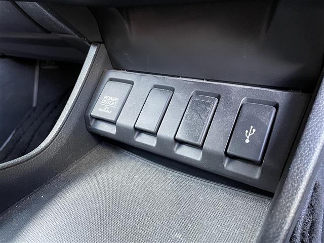 ヴェゼル ハイブリッドZ・ホンダセンシング ホンダセンシング追従式クルコン車線逸脱衝突軽減ブレーキ純正SDナビゲーションBT/CD/DVD/フルセグ/FM/AMバックカメラハーフレザー前席シートヒーター純正17インチアルミ革巻ステアリングETC(23枚目)