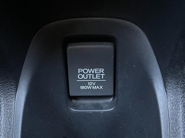 ヴェゼル ハイブリッドZ・ホンダセンシング ホンダセンシング追従式クルコン車線逸脱衝突軽減ブレーキ純正SDナビゲーションBT/CD/DVD/フルセグ/FM/AMバックカメラハーフレザー前席シートヒーター純正17インチアルミ革巻ステアリングETC(24枚目)