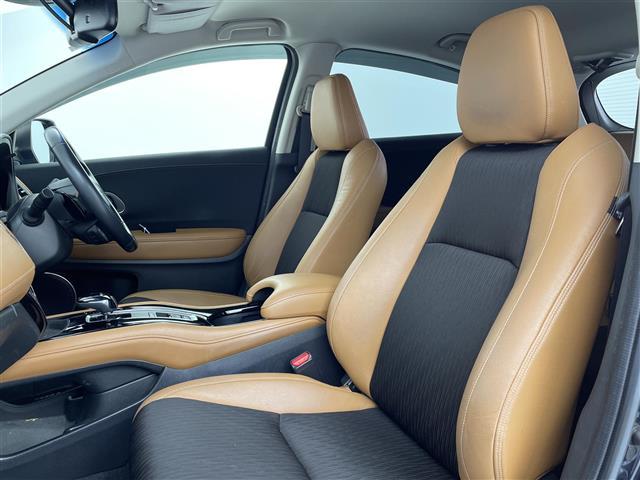 ヴェゼル ハイブリッドZ・ホンダセンシング ホンダセンシング追従式クルコン車線逸脱衝突軽減ブレーキ純正SDナビゲーションBT/CD/DVD/フルセグ/FM/AMバックカメラハーフレザー前席シートヒーター純正17インチアルミ革巻ステアリングETC(25枚目)