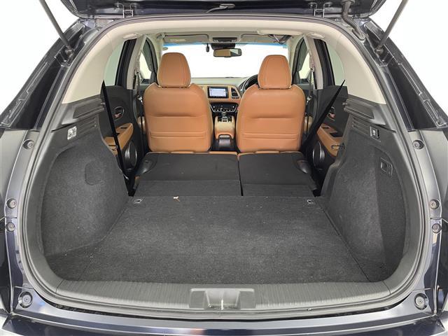 ヴェゼル ハイブリッドZ・ホンダセンシング ホンダセンシング追従式クルコン車線逸脱衝突軽減ブレーキ純正SDナビゲーションBT/CD/DVD/フルセグ/FM/AMバックカメラハーフレザー前席シートヒーター純正17インチアルミ革巻ステアリングETC(31枚目)