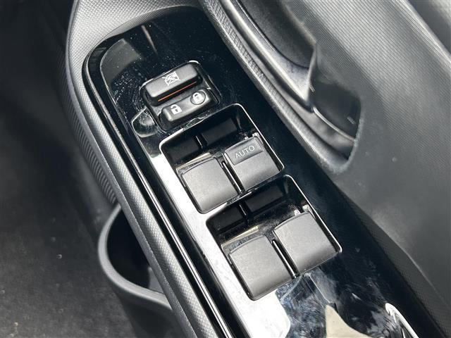 アクア Sスタイルブラック トヨタセーフティセンス/社外エアロFSR/純正SDナビ/フルセグTV/DVD再生/BTオーディオ/バックカメラ/ビルトインETC/プッシュスタート/プロジェクター式ハロゲンヘッドライト/社外15AW/(18枚目)