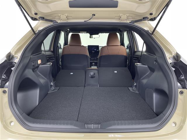 ヤリスクロス ハイブリッドZ アドベンチャー トヨタセーフティセンス 衝突軽減ブレーキ 純正ディスプレイオーディオ 全方位カメラ ブラインドスポットモニター ハーフレザーシート シートヒーター ハンドルヒーター ルーフレール Bluetooth(29枚目)