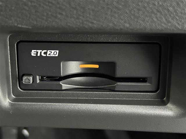 セレナ e-パワー ハイウェイスターV e-powerプロパイロットインテリジェントクルーズ・車線逸脱・側方支援・後方支援・踏み間違い防止・ふらつき警報純正12.3ディスプレイオーディオ BT/フルセグ/FM/AM(10枚目)