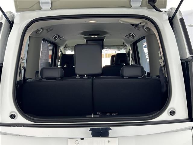 セレナ e-パワー ハイウェイスターV e-powerプロパイロットインテリジェントクルーズ・車線逸脱・側方支援・後方支援・踏み間違い防止・ふらつき警報純正12.3ディスプレイオーディオ BT/フルセグ/FM/AM(27枚目)