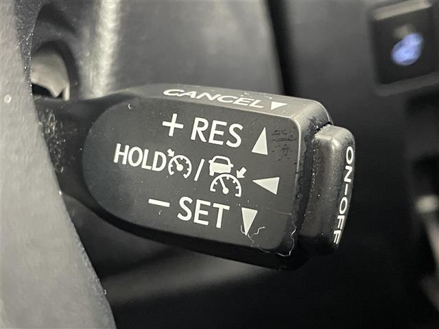 アルファード ２．５Ｓ　Ｃパッケージ　純正ディスプレイオーディオ　純正フリップダウンモニター　サンルーフ　シートヒーター　ベンチクーラー　メモリーシート　パワーシート　パワーバックドア　両側パワースライドドア　トヨタセーフティセンス（17枚目）