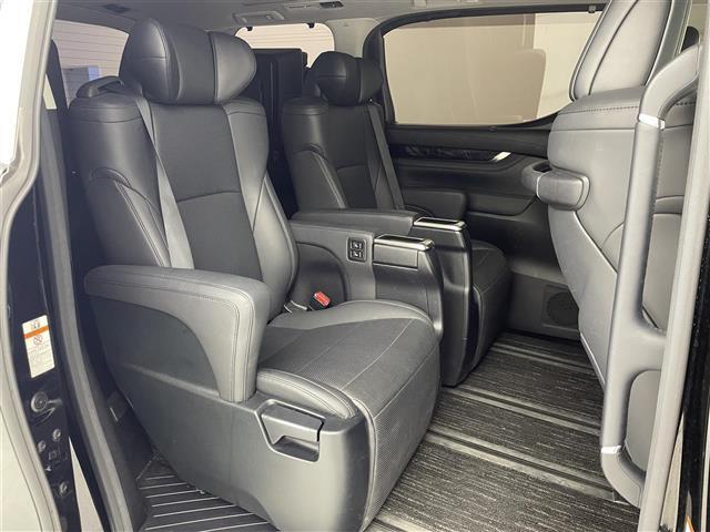 アルファード ２．５Ｓ　Ｃパッケージ　純正ディスプレイオーディオ　純正フリップダウンモニター　サンルーフ　シートヒーター　ベンチクーラー　メモリーシート　パワーシート　パワーバックドア　両側パワースライドドア　トヨタセーフティセンス（26枚目）