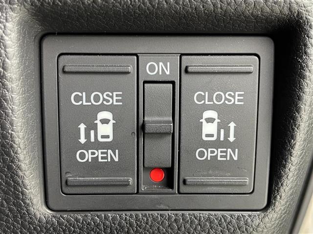 N-BOXカスタム G・EXホンダセンシング 純正ナビ バックカメラ コーナーセンサー レーダークルーズコントロール レーンキープアシスト ドアバイザー フロアマット 両側パワースライドドア フロアマット ビルトインETC ステアリングリモコン(5枚目)