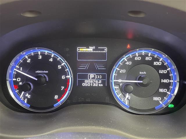 レヴォーグ １．６ＧＴ－Ｓアイサイト　アイサイトＶｅｒ３　純正メモリナビ　フルセグＴＶ　バックカメラ　ＬＥＤオートライト　フォグランプ　レザーシート　パワーシート　シートヒーター　純正１８インチアルミホイール　パドルシフト　スマートキー（14枚目）