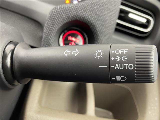 フリード e:HEVエアー EX 禁煙車 ホンダセンシング 衝突軽減ブレーキ ブラインドスポットモニター 純正ナビ AppleCarPlay AndroidAuto ハーフレザーシート LEDオートライト オートハイビーム(12枚目)