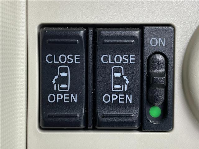 ムーヴキャンバス Xリミテッドメイクアップ SAII スマートアシスト 衝突軽減ブレーキ 社外ナビ Bluetooth フルセグ バックカメラ 両側パワースライドドア ライトレベライザー オートライト フォグランプ ETC シートリフター スマートキー(6枚目)