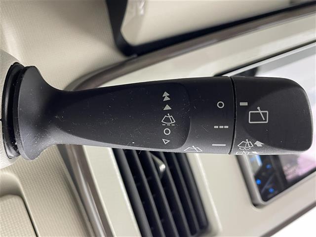 ムーヴキャンバス Xリミテッドメイクアップ SAII スマートアシスト 衝突軽減ブレーキ 社外ナビ Bluetooth フルセグ バックカメラ 両側パワースライドドア ライトレベライザー オートライト フォグランプ ETC シートリフター スマートキー(13枚目)