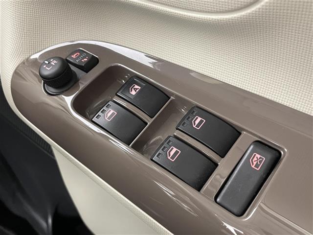 ムーヴキャンバス Xリミテッドメイクアップ SAII スマートアシスト 衝突軽減ブレーキ 社外ナビ Bluetooth フルセグ バックカメラ 両側パワースライドドア ライトレベライザー オートライト フォグランプ ETC シートリフター スマートキー(15枚目)