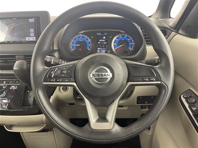 ルークス Ｘ　エマージェンシーブレーキ　前方衝突予測警報　車線逸脱警報機能　車線逸脱防止支援システム　踏み間違い防止アシスト　ハイビームアシスト　社外ナビ　（Ｂｌｕｅｔｏｏｔｈ／ＣＤ／ＤＶＤ）　全方位カメラ　ＥＴＣ（10枚目）