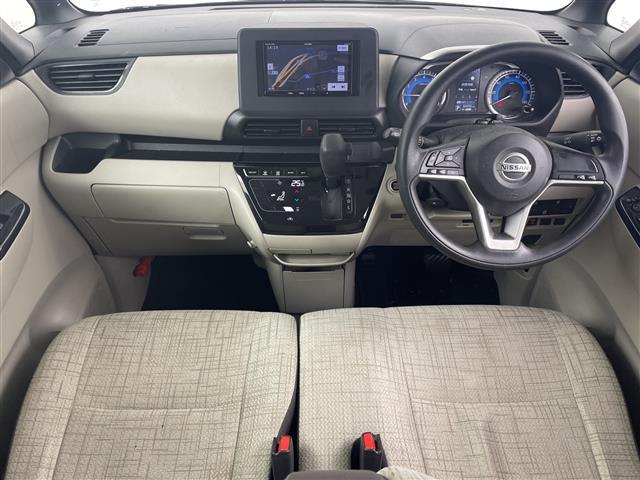 ルークス Ｘ　エマージェンシーブレーキ　前方衝突予測警報　車線逸脱警報機能　車線逸脱防止支援システム　踏み間違い防止アシスト　ハイビームアシスト　社外ナビ　（Ｂｌｕｅｔｏｏｔｈ／ＣＤ／ＤＶＤ）　全方位カメラ　ＥＴＣ（29枚目）