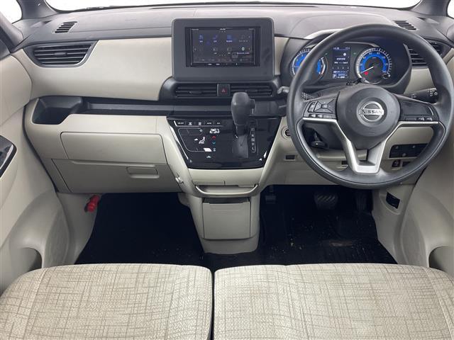 ルークス Ｘ　エマージェンシーブレーキ　前方衝突予測警報　車線逸脱警報機能　車線逸脱防止支援システム　踏み間違い防止アシスト　ハイビームアシスト　社外ナビ　（Ｂｌｕｅｔｏｏｔｈ／ＣＤ／ＤＶＤ）　全方位カメラ　ＥＴＣ（42枚目）