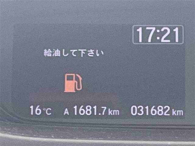 フリード G・ホンダセンシング ホンダセンシング 純正ナビ バック・サイドカメラ 両側パワースライドドア LEDオートライト ハーフレザーシート 前席シートヒーター 純正15インチアルミホイール 後方コーナーセンサー ETC(5枚目)