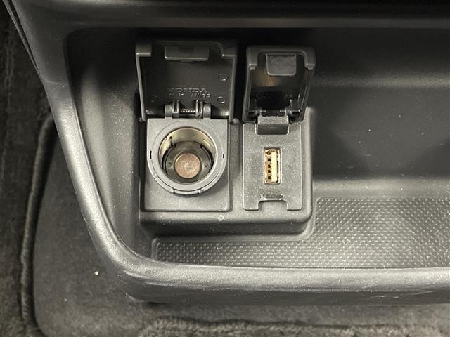 フリード G・ホンダセンシング ホンダセンシング 純正ナビ バック・サイドカメラ 両側パワースライドドア LEDオートライト ハーフレザーシート 前席シートヒーター 純正15インチアルミホイール 後方コーナーセンサー ETC(21枚目)