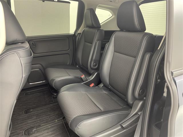 フリード G・ホンダセンシング ホンダセンシング 純正ナビ バック・サイドカメラ 両側パワースライドドア LEDオートライト ハーフレザーシート 前席シートヒーター 純正15インチアルミホイール 後方コーナーセンサー ETC(27枚目)