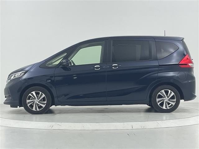 フリード G・ホンダセンシング ホンダセンシング 純正ナビ バック・サイドカメラ 両側パワースライドドア LEDオートライト ハーフレザーシート 前席シートヒーター 純正15インチアルミホイール 後方コーナーセンサー ETC(34枚目)