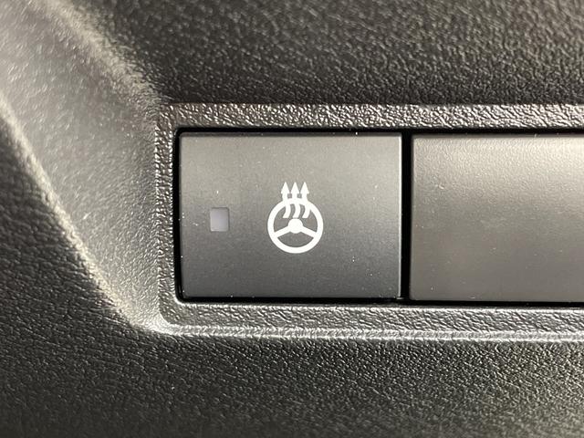 オーラ ニスモ 衝突軽減システム 横滑り防止アシスト レーンキープアシスト 純正ナビ CD/DVD/Bluetooth/フルセグ アラウンドビューモニター ブラインドスポットモニター バックカメラ LEDヘッドライト(7枚目)