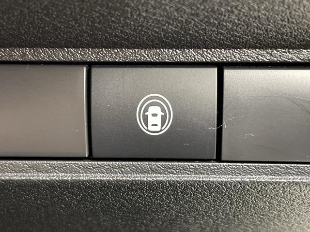 オーラ ニスモ 衝突軽減システム 横滑り防止アシスト レーンキープアシスト 純正ナビ CD/DVD/Bluetooth/フルセグ アラウンドビューモニター ブラインドスポットモニター バックカメラ LEDヘッドライト(8枚目)