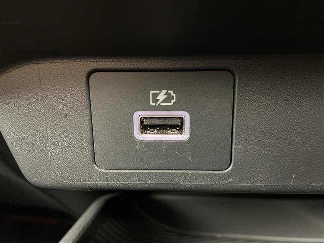 オーラ ニスモ 衝突軽減システム 横滑り防止アシスト レーンキープアシスト 純正ナビ CD/DVD/Bluetooth/フルセグ アラウンドビューモニター ブラインドスポットモニター バックカメラ LEDヘッドライト(31枚目)