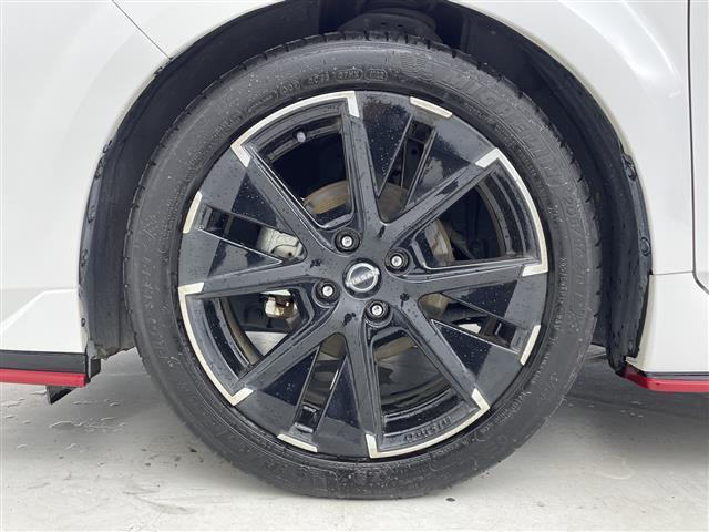 オーラ ニスモ 衝突軽減システム 横滑り防止アシスト レーンキープアシスト 純正ナビ CD/DVD/Bluetooth/フルセグ アラウンドビューモニター ブラインドスポットモニター バックカメラ LEDヘッドライト(69枚目)