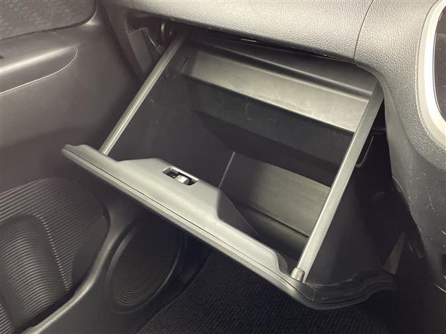 Ｎ－ＢＯＸカスタム Ｇ　ＳＳパッケージ　禁煙車　シティブレーキアクティブシステム　社外メモリナビ　フルセグＴＶ　バックカメラ　両側パワースライドドア　クルーズコントロール　ＨＩＤオートライト　フォグランプ　純正１４インチアルミホイール（36枚目）