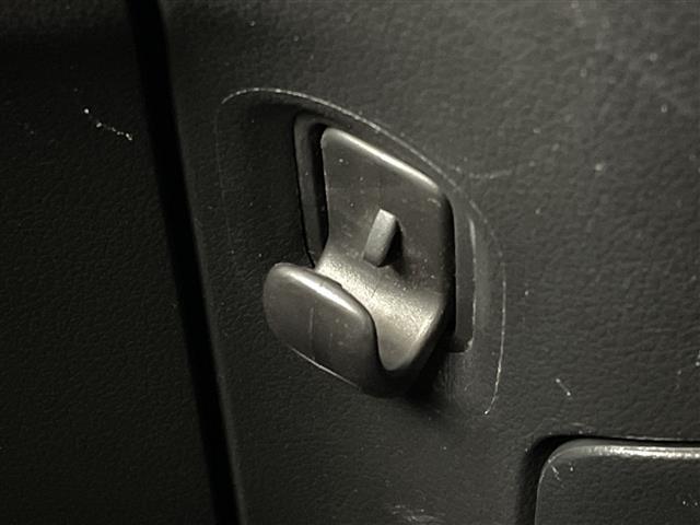 Ｎ－ＢＯＸカスタム Ｇ　ＳＳパッケージ　禁煙車　シティブレーキアクティブシステム　社外メモリナビ　フルセグＴＶ　バックカメラ　両側パワースライドドア　クルーズコントロール　ＨＩＤオートライト　フォグランプ　純正１４インチアルミホイール（40枚目）