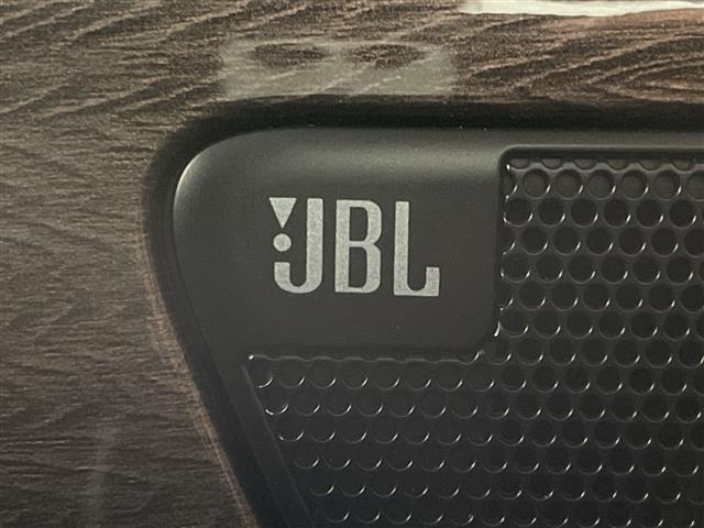 ヴェルファイアハイブリッド エグゼクティブラウンジ トヨタチームメイト トヨタセーフティーセンス ムーンルーフ フリップダウンモニター JBLサウンドシステム 純正14インチナビ パノラミックビューモニター レザーシート ヘッドアップディスプレイ(6枚目)