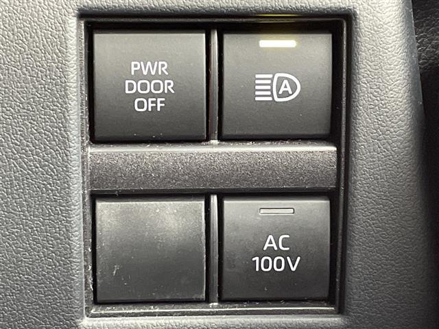 ヴェルファイアハイブリッド エグゼクティブラウンジ トヨタチームメイト トヨタセーフティーセンス ムーンルーフ フリップダウンモニター JBLサウンドシステム 純正14インチナビ パノラミックビューモニター レザーシート ヘッドアップディスプレイ(7枚目)