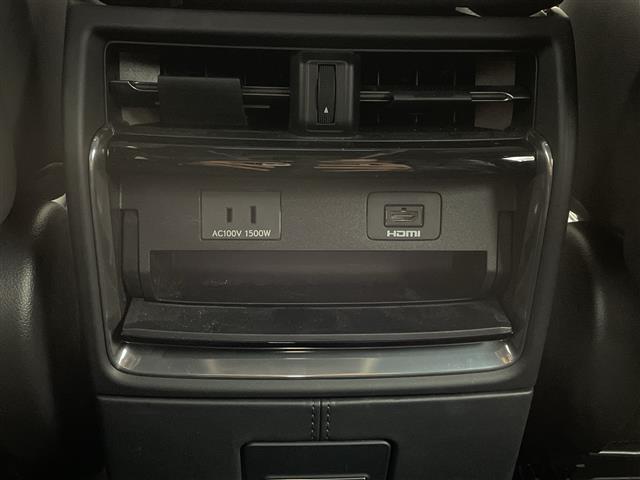 ヴェルファイアハイブリッド エグゼクティブラウンジ トヨタチームメイト トヨタセーフティーセンス ムーンルーフ フリップダウンモニター JBLサウンドシステム 純正14インチナビ パノラミックビューモニター レザーシート ヘッドアップディスプレイ(29枚目)