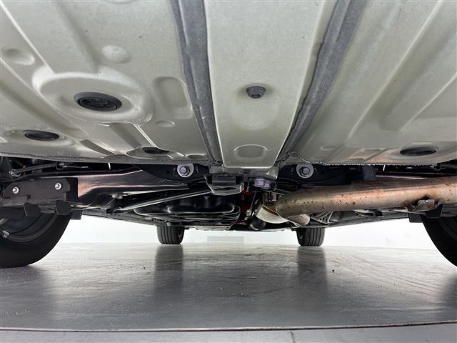 ヴェルファイアハイブリッド エグゼクティブラウンジ トヨタチームメイト トヨタセーフティーセンス ムーンルーフ フリップダウンモニター JBLサウンドシステム 純正14インチナビ パノラミックビューモニター レザーシート ヘッドアップディスプレイ(37枚目)