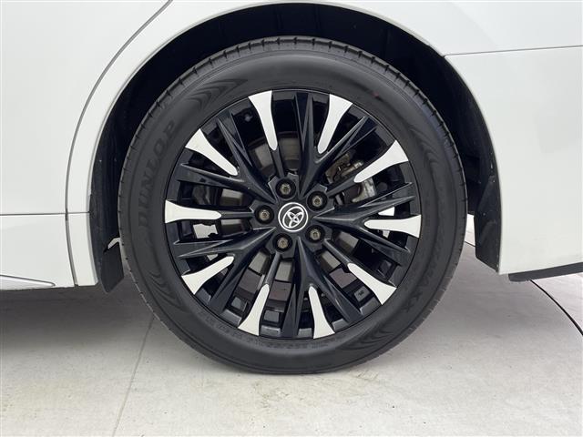 ヴェルファイアハイブリッド エグゼクティブラウンジ トヨタチームメイト トヨタセーフティーセンス ムーンルーフ フリップダウンモニター JBLサウンドシステム 純正14インチナビ パノラミックビューモニター レザーシート ヘッドアップディスプレイ(40枚目)