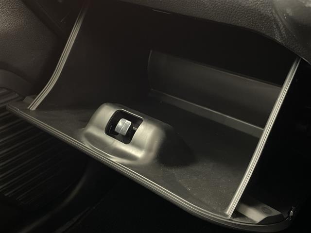 ハスラー ＪスタイルＩＩ　スズキセーフティ　衝突軽減ブレーキ　後方コーナーセンサー　スズキ純正ナビ　Ｂｌｕｅｔｏｏｔｈオーディオ　フルセグＴＶ　ＥＴＣ　全方位カメラ　純正フロアマット純正アルミホイール　前席シートヒーター（23枚目）