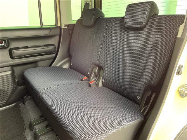 ハスラー ＪスタイルＩＩ　スズキセーフティ　衝突軽減ブレーキ　後方コーナーセンサー　スズキ純正ナビ　Ｂｌｕｅｔｏｏｔｈオーディオ　フルセグＴＶ　ＥＴＣ　全方位カメラ　純正フロアマット純正アルミホイール　前席シートヒーター（26枚目）