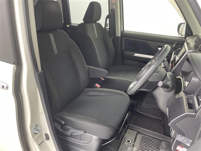 ルーミー カスタムＧ　スマートアシスト　衝突軽減ブレーキ　先行車発進お知らせ　レーンキープアシスト　標識認識機能　純正ナビ　バックカメラ　両側パワスラ　Ｂｌｕｅｔｏｏｔｈ　フルセグＴＶ　コーナーセンサー　ＬＥＤヘッドライト（10枚目）