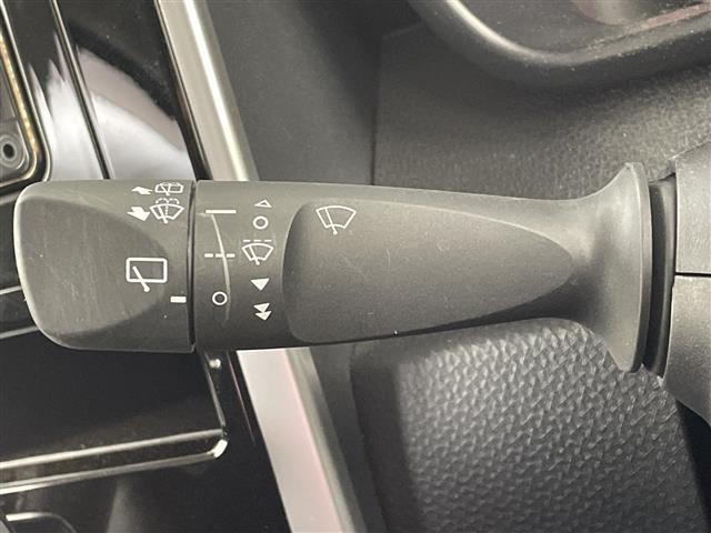 ルーミー カスタムＧ　スマートアシスト　衝突軽減ブレーキ　先行車発進お知らせ　レーンキープアシスト　標識認識機能　純正ナビ　バックカメラ　両側パワスラ　Ｂｌｕｅｔｏｏｔｈ　フルセグＴＶ　コーナーセンサー　ＬＥＤヘッドライト（13枚目）