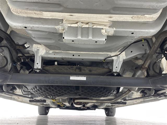 ルーミー カスタムＧ　スマートアシスト　衝突軽減ブレーキ　先行車発進お知らせ　レーンキープアシスト　標識認識機能　純正ナビ　バックカメラ　両側パワスラ　Ｂｌｕｅｔｏｏｔｈ　フルセグＴＶ　コーナーセンサー　ＬＥＤヘッドライト（37枚目）