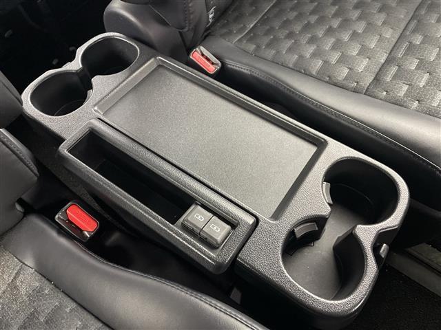 ヴォクシー ハイブリッドＳ－Ｚ　トヨタセーフティセンス　純正１０．５型ＤＯ　全方位カメラ　前席シートヒーター　デジタルインナーミラー　ステアリングヒーター　両側パワスラ　パワーバックドア　Ｂｌｕｅｔｏｏｔｈ　ＥＴＣ　ＬＥＤライト（33枚目）