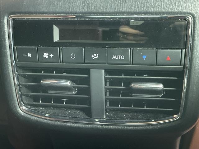 ＣＸ－８ ＸＤ　エクスクルーシブモード　純正１０．２５型ナビ　ＢＯＳＥサウンド　子フリップダウンモニター　全方位カメラ　前席パワーシート　シートヒーター　ベンチレーションシート　ローダウン　ステアリングヒーター　ＨＵＤ　ＢＳＭ　ＬＥＤライト（58枚目）