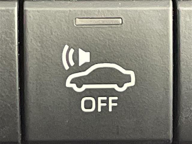 カムリ ＷＳレザーパッケージ　純正８型ナビ　バックカメラ　プリクラッシュセーフティ　レザーシート　前席シートヒーター　レーダークルコン　ビルトインＥＴＣ　ＬＥＤヘッドライト　フォグランプ　Ｂｌｕｅｔｏｏｔｈ　パドルシフト（12枚目）