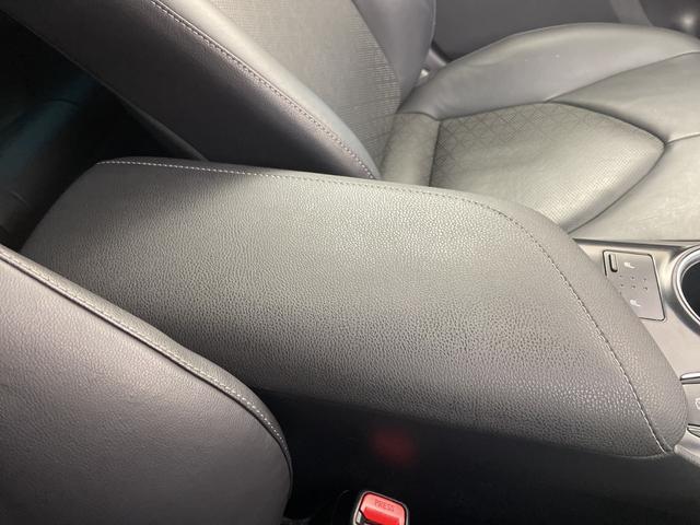 カムリ ＷＳレザーパッケージ　純正８型ナビ　バックカメラ　プリクラッシュセーフティ　レザーシート　前席シートヒーター　レーダークルコン　ビルトインＥＴＣ　ＬＥＤヘッドライト　フォグランプ　Ｂｌｕｅｔｏｏｔｈ　パドルシフト（48枚目）