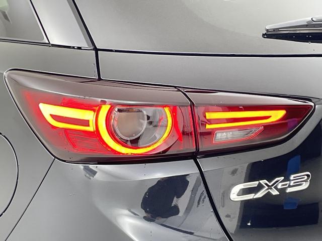 �w�b�h���C�g��p�K���X�R�[�e�B���O�w�w�b�h���C�g�R�[�g�x�̓K���X�햌�ŉ��΂݂Ȃǂ̕\�ʗ򉻂̗\�h�┭�~���ʂŉ���̕t����}��������ʂ����҂ł��܂��B