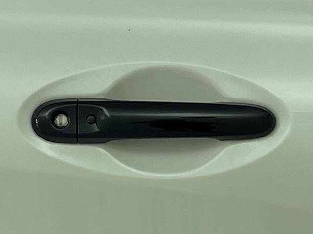 �w�R���t�H�[�g�K�[�h�x�̓t�@�u���b�N�E�R���r�E���U�[�̂R�p�b�P�[�W�����p�ӁB�V�[�g��V����A�t���A�}�b�g�����G�}�ŃR�[�e�B���O���h���E�������ʂ����҂ł��A���N����A���Ԃɂ������߂ł��鏤�i�ł��B