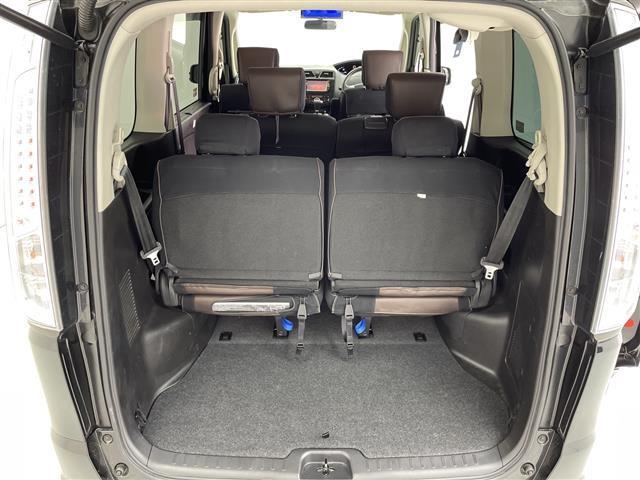 セレナ ハイウェイスター　Ｓ－ハイブリッド　フリップダウンモニター　純正ＨＤＤナビ　フルセグＴＶ　バックカメラ　クルーズコントロール　両側パワースライドドア　ＨＩＤオートライト　フォグランプ　純正１６インチアルミホイール　スマートキー　ＥＴＣ（54枚目）