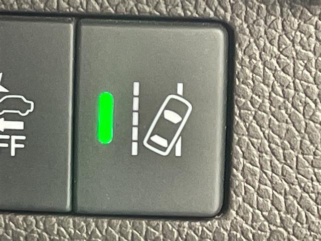 �y���[���f�B�p�[�`���[�A���[�g�^�k�c�`�z�N���}���Ԑ��܂��͑��H�����E����\��������ꍇ�ɁA�u�U�[�܂��̓n���h���̐U���ɂ�蒍�ӂ����Ȃ����܂��B�@�\�ɂ͌��E�����邽�߂����ӂ��������B