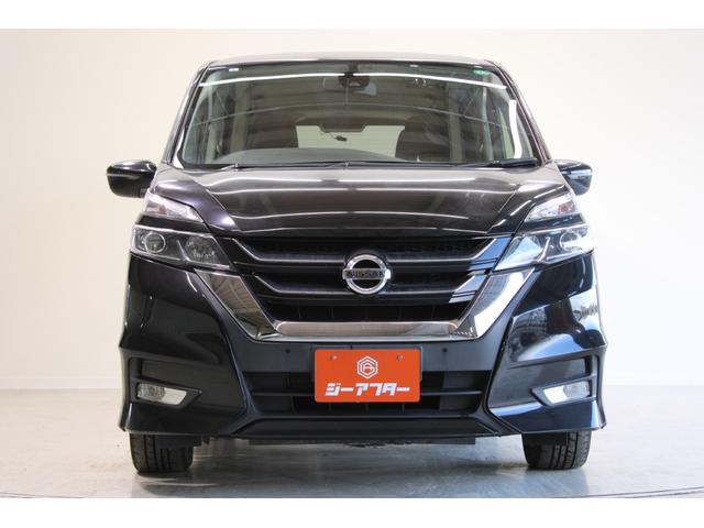 セレナ ハイウェイスター　プロパイロットエディション　禁煙車　純正９インチナビ　フルセグＴＶ　バックカメラ　プロパイロット　両側電動スライドドア　ＬＥＤヘッドライト　スクラッチシールド　ＥＴＣ　レーダークルーズコントロール　衝突軽減ブレーキ　ＥＴＣ（9枚目）