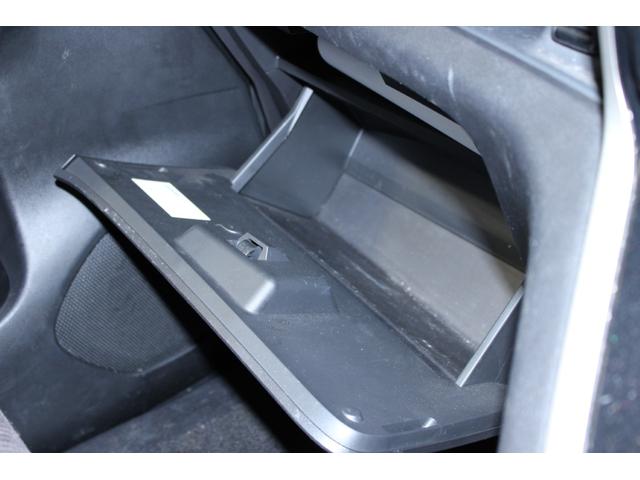 セレナ ハイウェイスター　プロパイロットエディション　禁煙車　純正９インチナビ　フルセグＴＶ　バックカメラ　プロパイロット　両側電動スライドドア　ＬＥＤヘッドライト　スクラッチシールド　ＥＴＣ　レーダークルーズコントロール　衝突軽減ブレーキ　ＥＴＣ（65枚目）