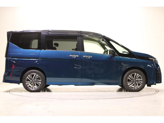 セレナ ハイウェイスターＶ　禁煙車　純正９インチナビ　全周囲カメラ　両側電動スライドドア　デジタルインナーミラー　レーダークルーズコントロール　フルセグＴＶ　ＥＴＣ　ＬＥＤヘッドライト　クリアランスソナー　オートハイビーム（14枚目）